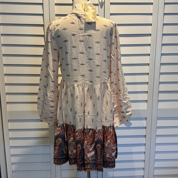 B.O.G Collective NWT Boho Dress with long sleeves in 100% Viscose. - Picture 5 of 10
